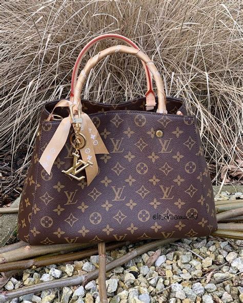 designer handbags counterfeit